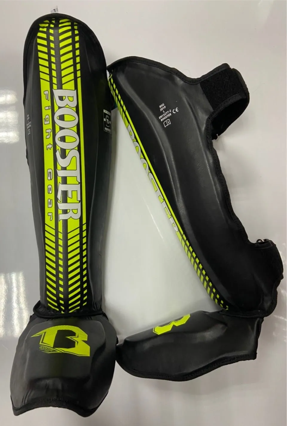 Booster Shin Guards BSG V4 Black Yellow