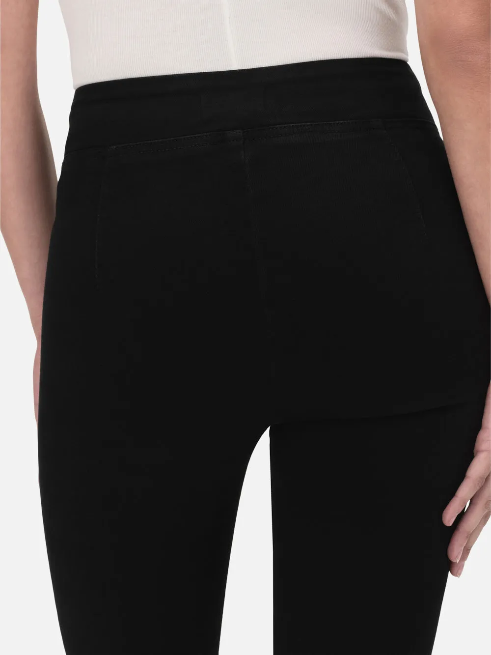 The Jetset Skinny Crop -- Sheen Noir